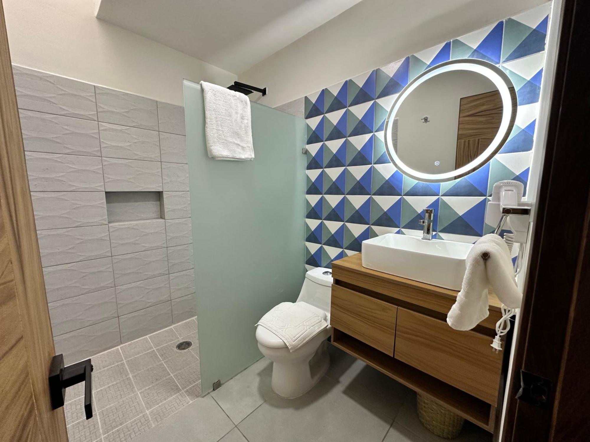 Hotel Boutique Villa Escondida, A Pasos De Lo Mejor En 틀라케파케 외부 사진