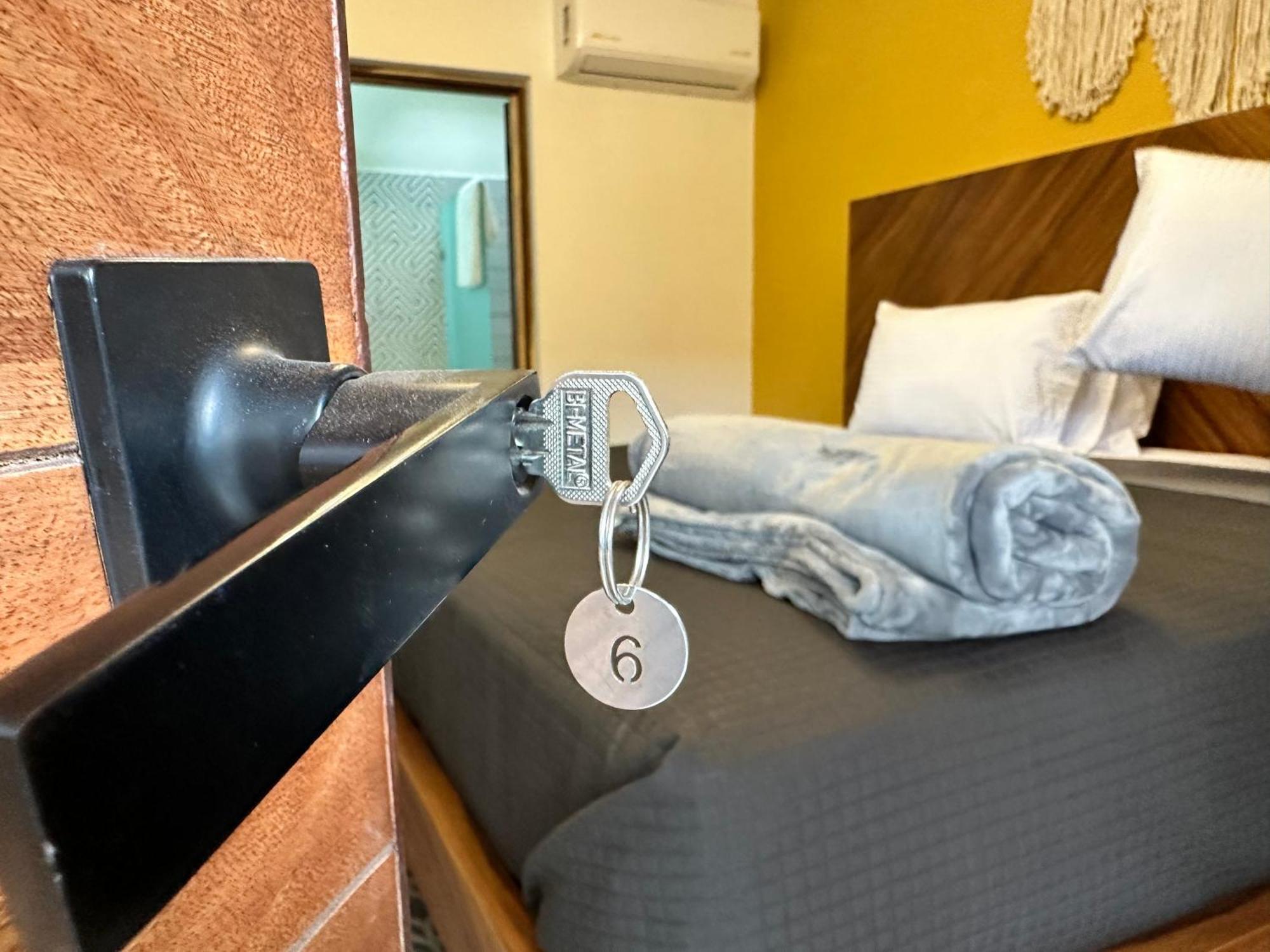 Hotel Boutique Villa Escondida, A Pasos De Lo Mejor En 틀라케파케 외부 사진