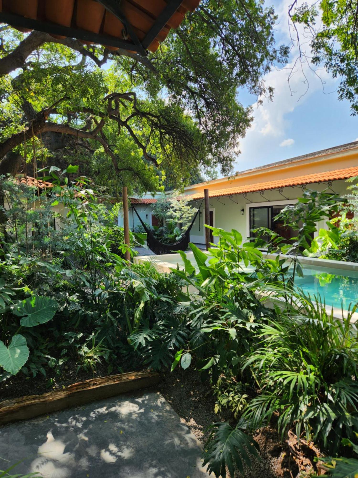 Hotel Boutique Villa Escondida, A Pasos De Lo Mejor En 틀라케파케 외부 사진
